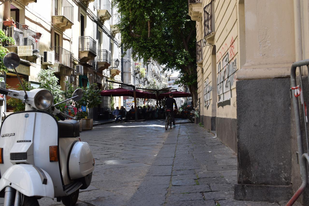 Il Cortiletto Di Piazza Verga Catania Eksteriør billede