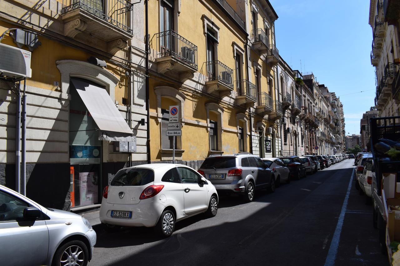 Il Cortiletto Di Piazza Verga Catania Eksteriør billede